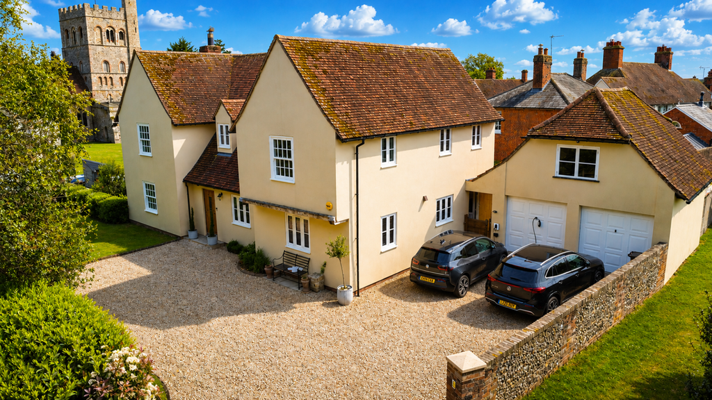 Property photo 1 of 38 5 Bedroom Detached For Sale