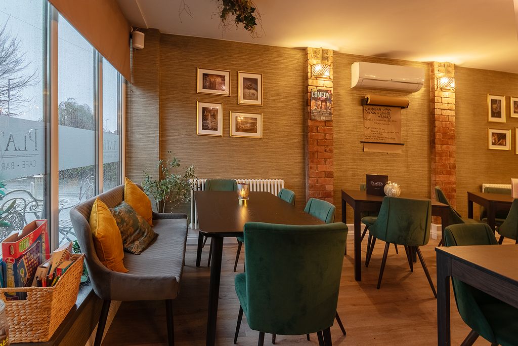 Property photo 2 of 46