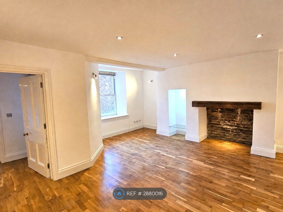 Property photo 2 of 13 Living Room