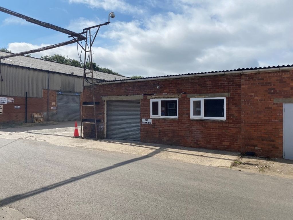 Property photo 3 of 4