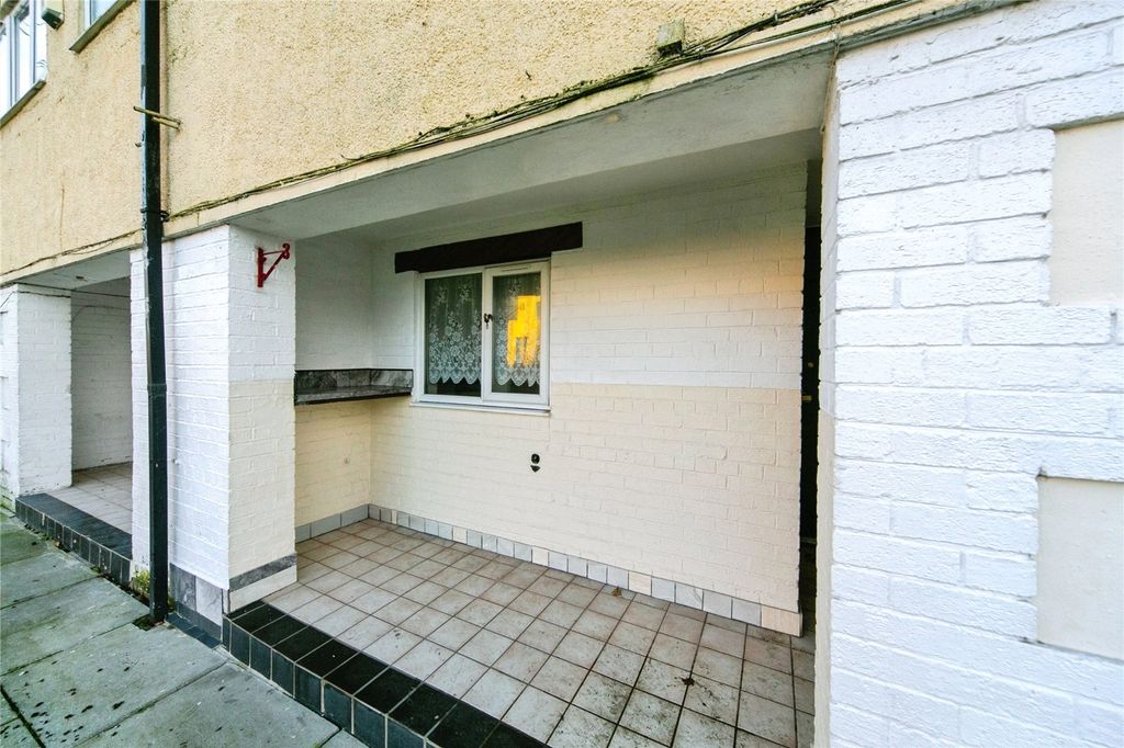 Property photo 3 of 15 Picture No. 08