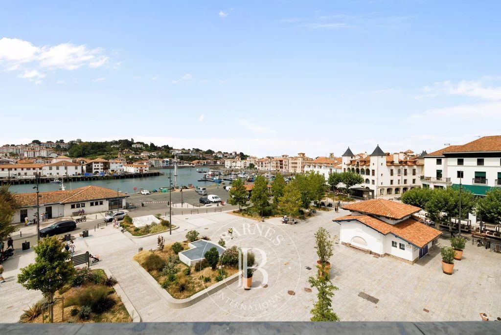 Property photo 1 of 10 Saintjean De Luz, Penthouse House In The City Center
