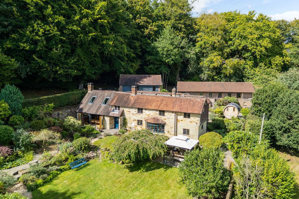 Property photo 1 of 24