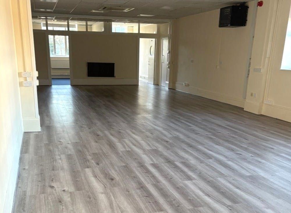 Property photo 2 of 6 008Rz.Jpg