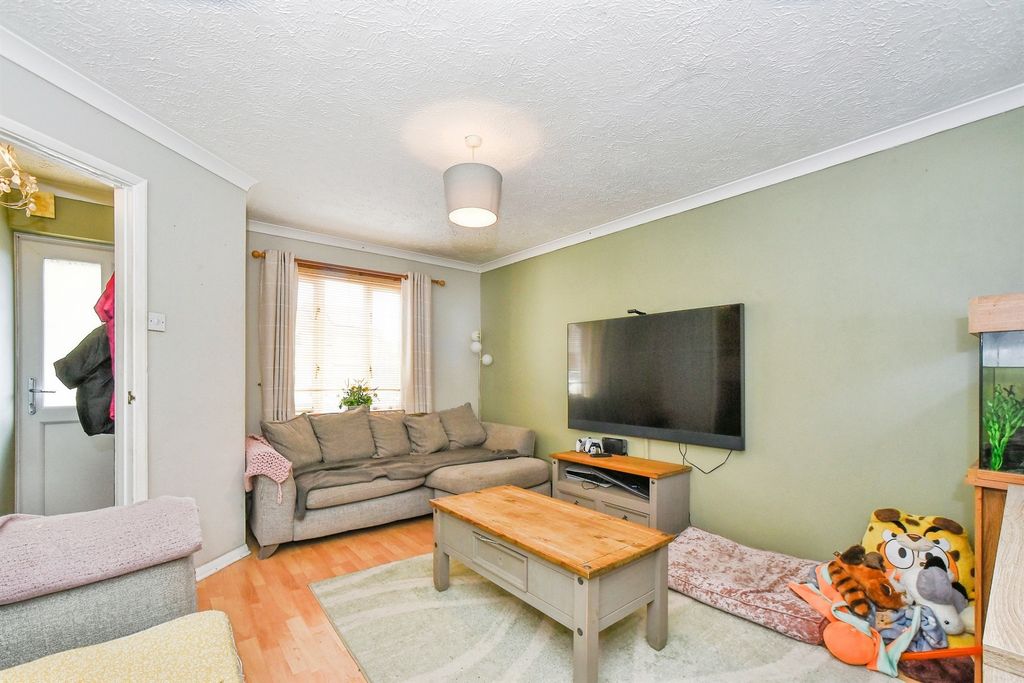 Property photo 2 of 13