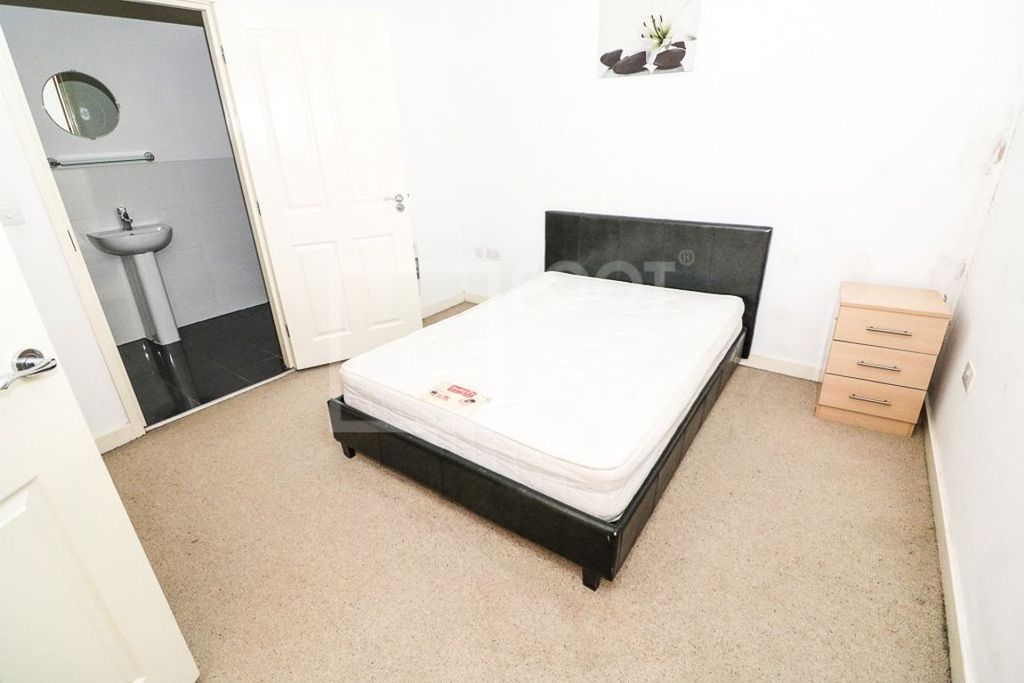 Property photo 3 of 23