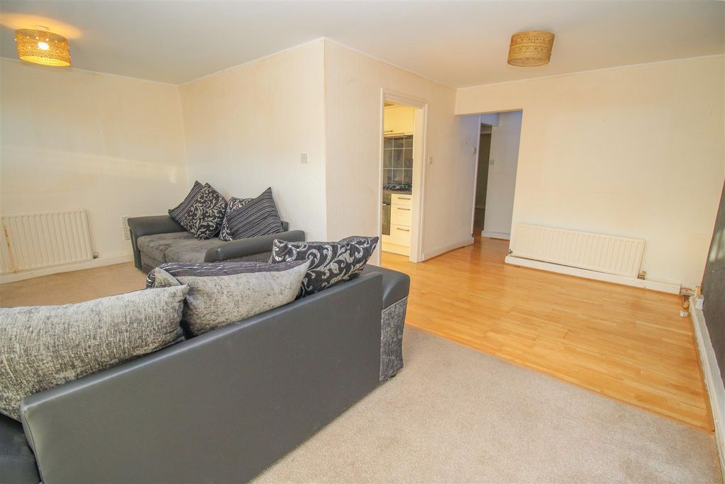 Property photo 2 of 10 Img_7303.Jpg