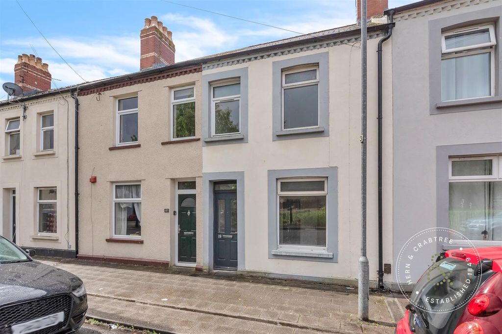Property photo 1 of 24 Hereford-Street-26.Jpg