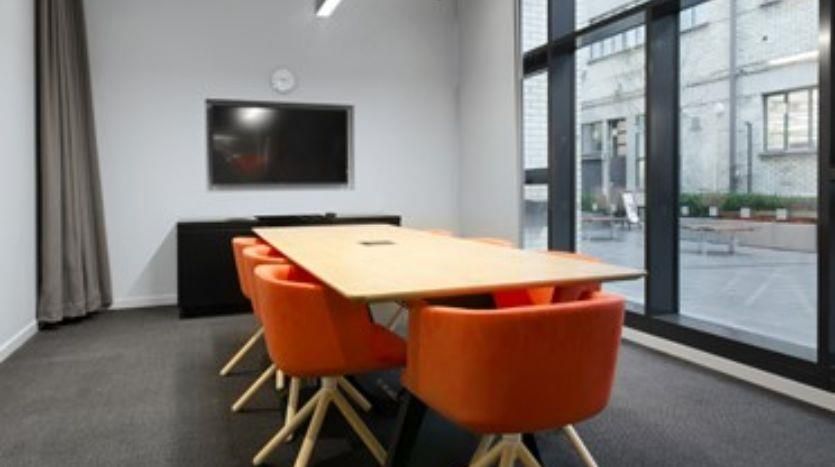 Property photo 2 of 5 Serviced Office To Rent In Durham Street, Vauxhall
