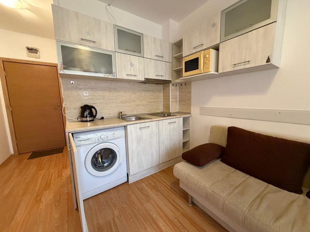 Property photo 3 of 21