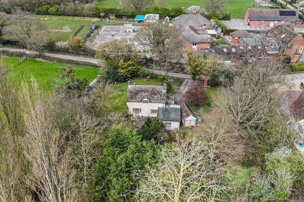 Property photo 3 of 20