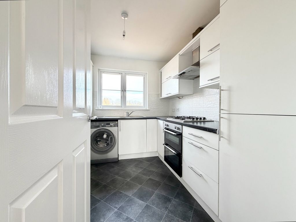 Additional image 7 of 2 bed flat for saleMckenna Avenue, Stoneywood, Denny FK6