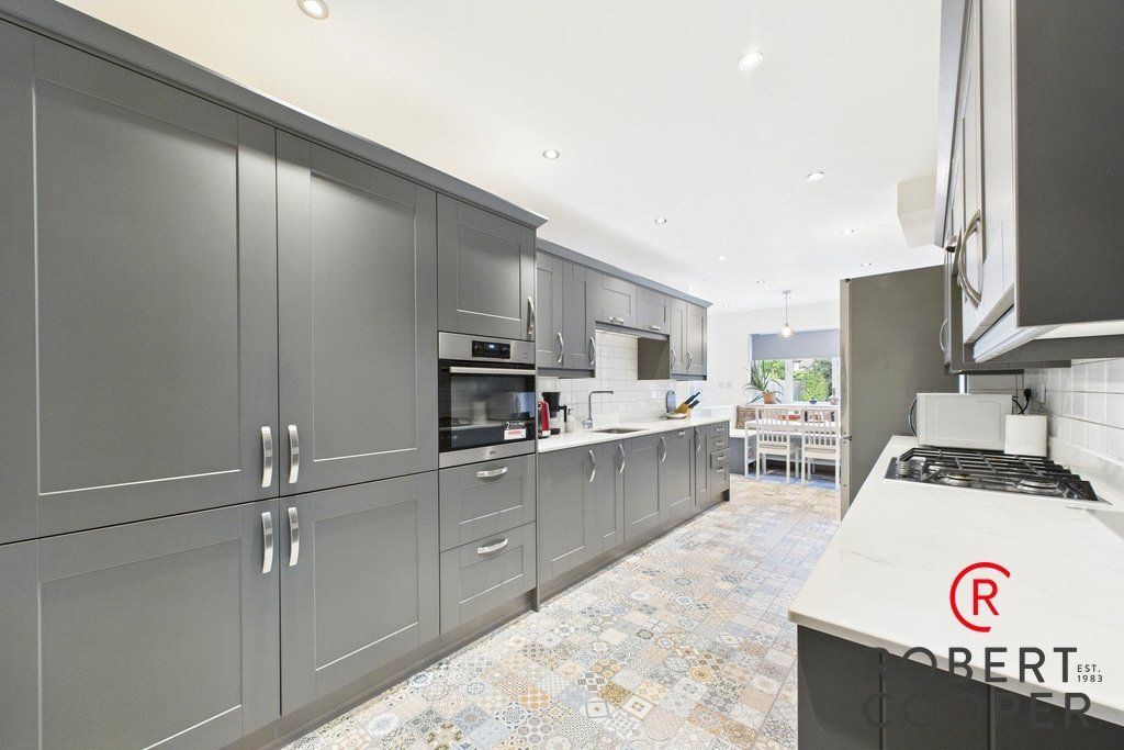 Property photo 2 of 12 Picture No. 08