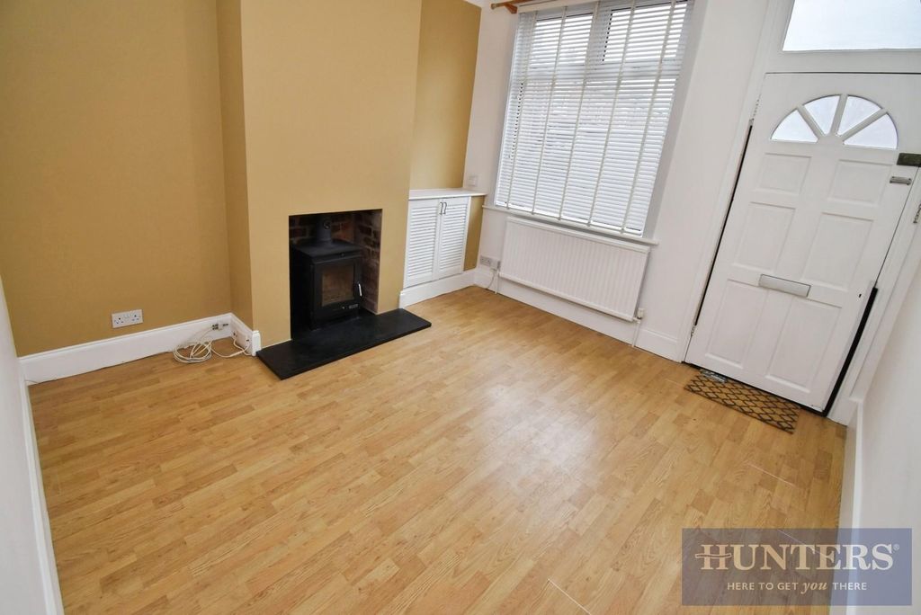 Property photo 3 of 8 Living Room