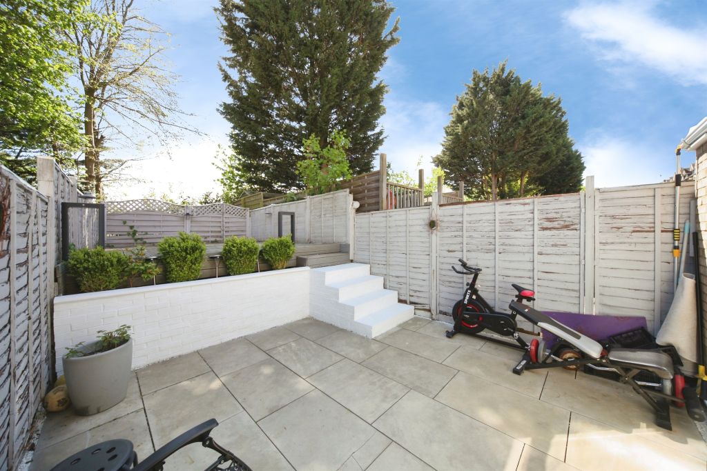 Property photo 2 of 19
