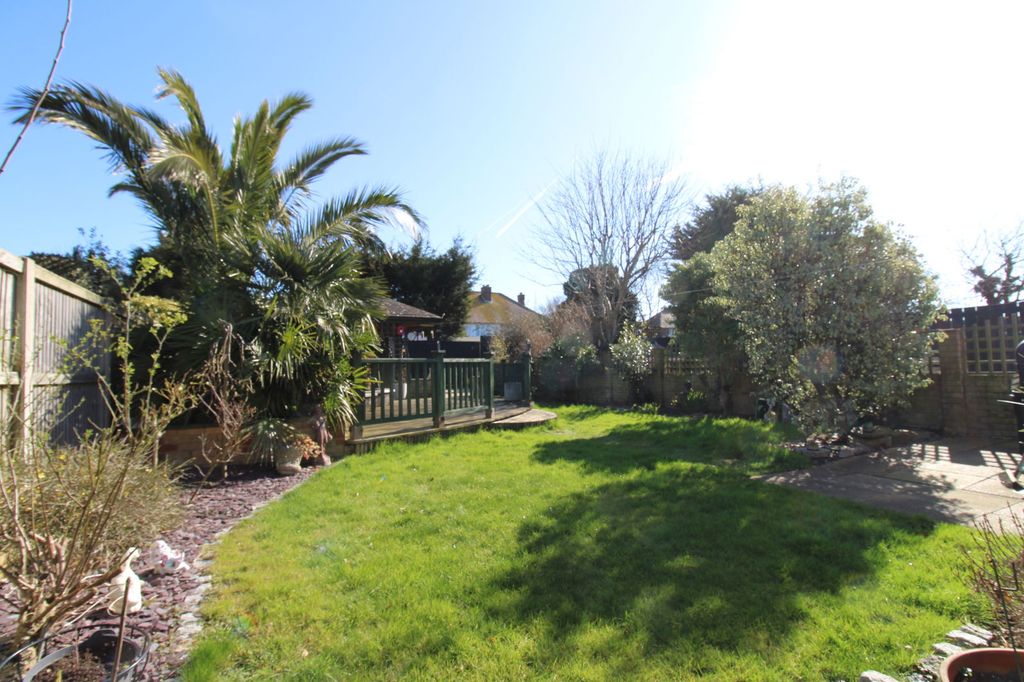 Property photo 3 of 22