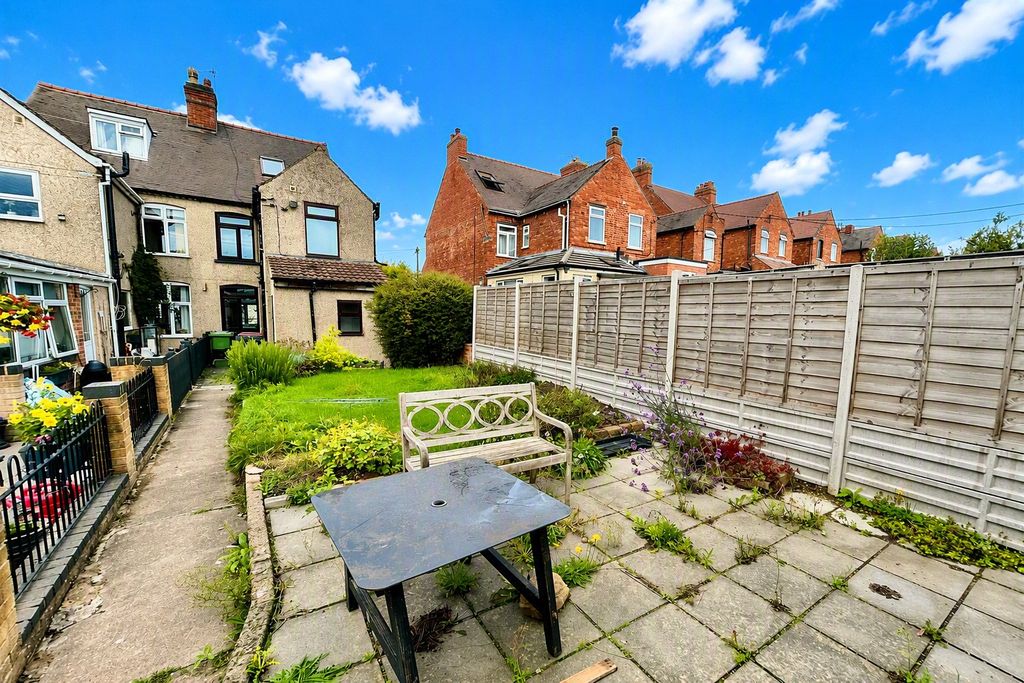Property photo 2 of 17 Picture No. 25