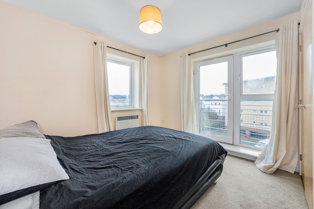 Additional image 8 of 2 bed flat for saleCarmichael Avenue, Greenhithe DA9