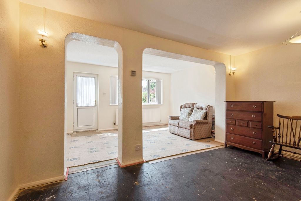 Property photo 2 of 17 Pbox-Img.Jpg