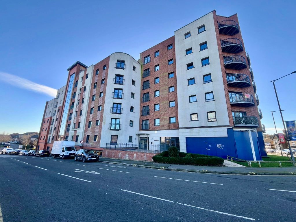 Property photo 1 of 10 Front