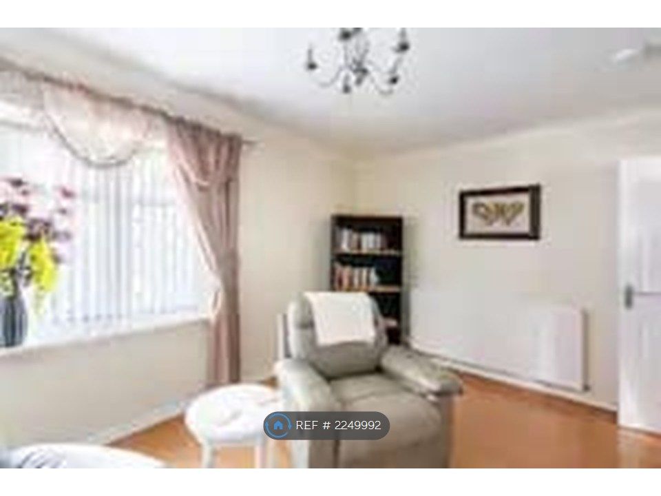 Property photo 3 of 15 Living Room 2