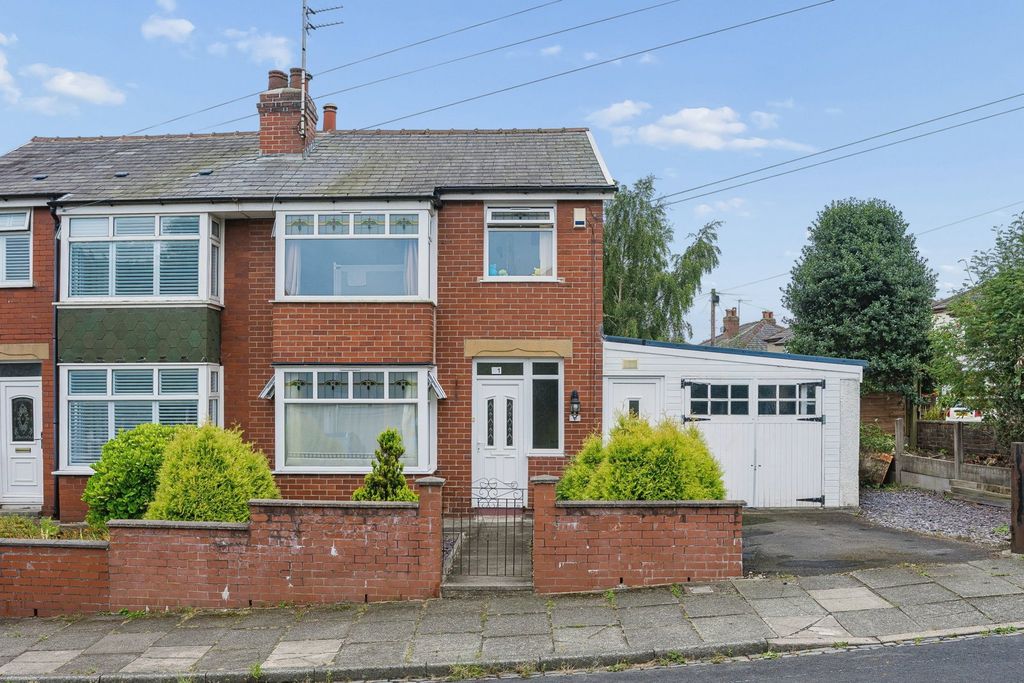 Property photo 1 of 24