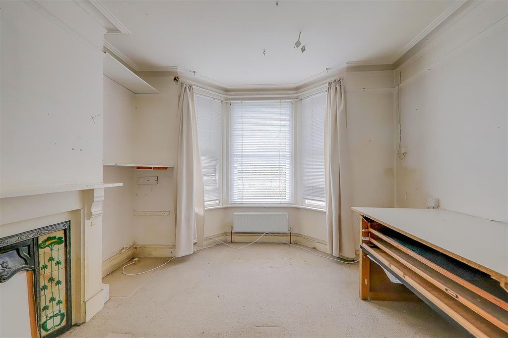 Property photo 2 of 15 Img_0339-Img_0341.Jpg