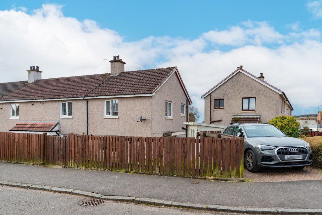 Property photo 1 of 38