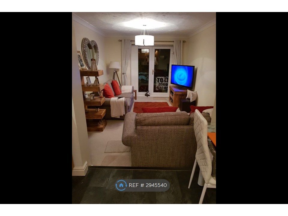 Property photo 3 of 6