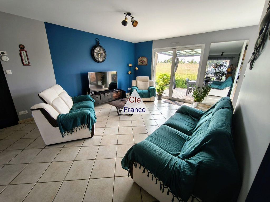 Property photo 3 of 10