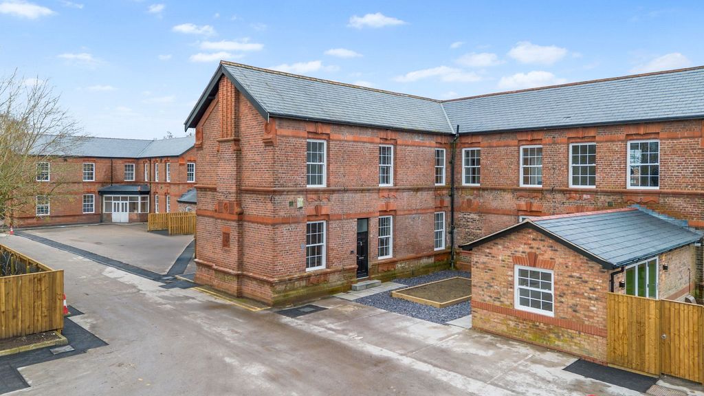 Property photo 1 of 27