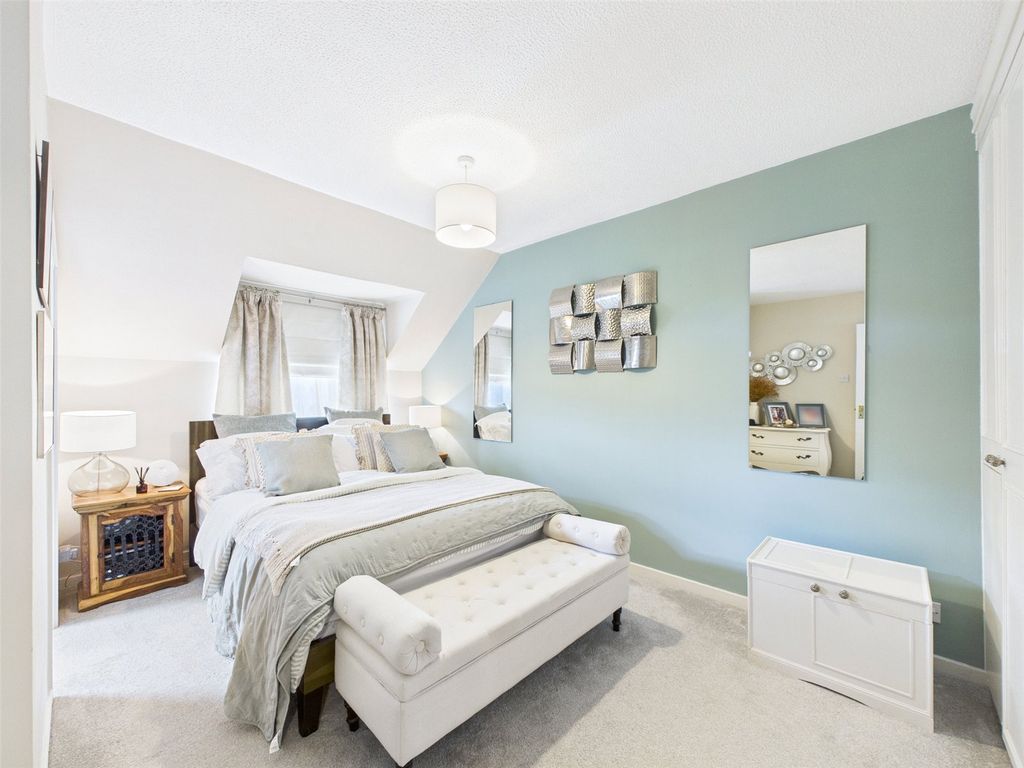 Property photo 3 of 25 Picture No. 51