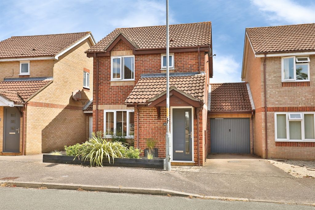 Property photo 1 of 19