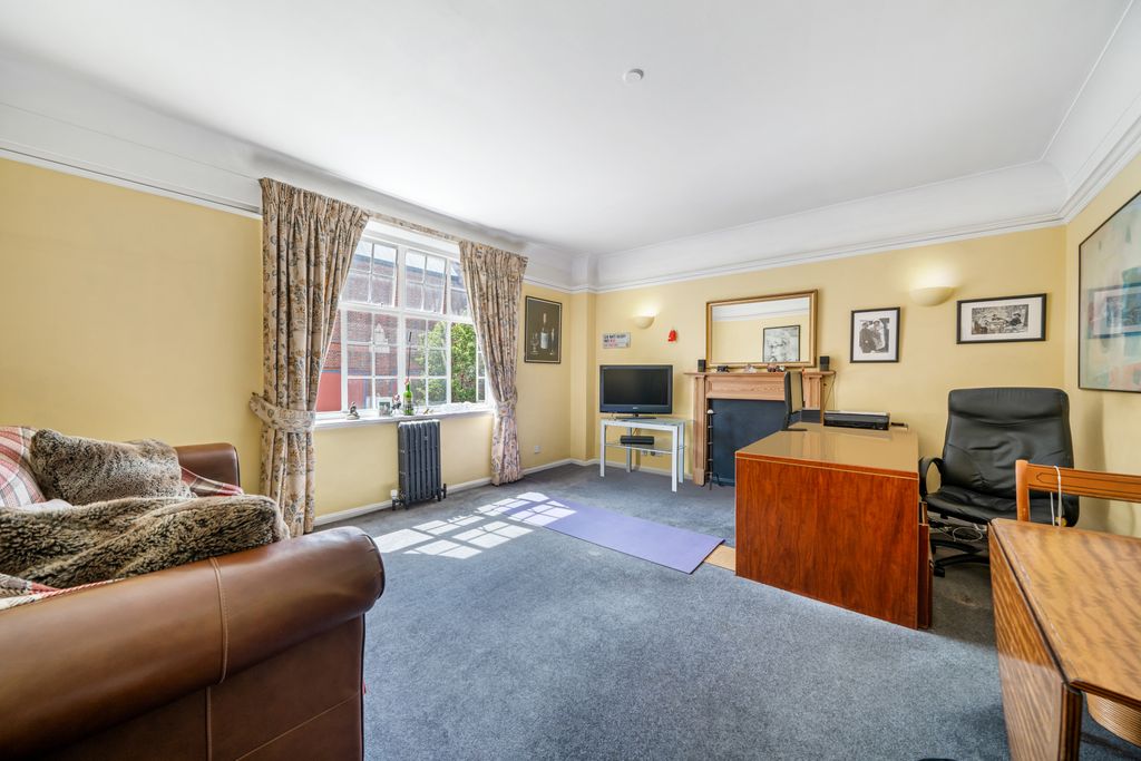 Property photo 3 of 7