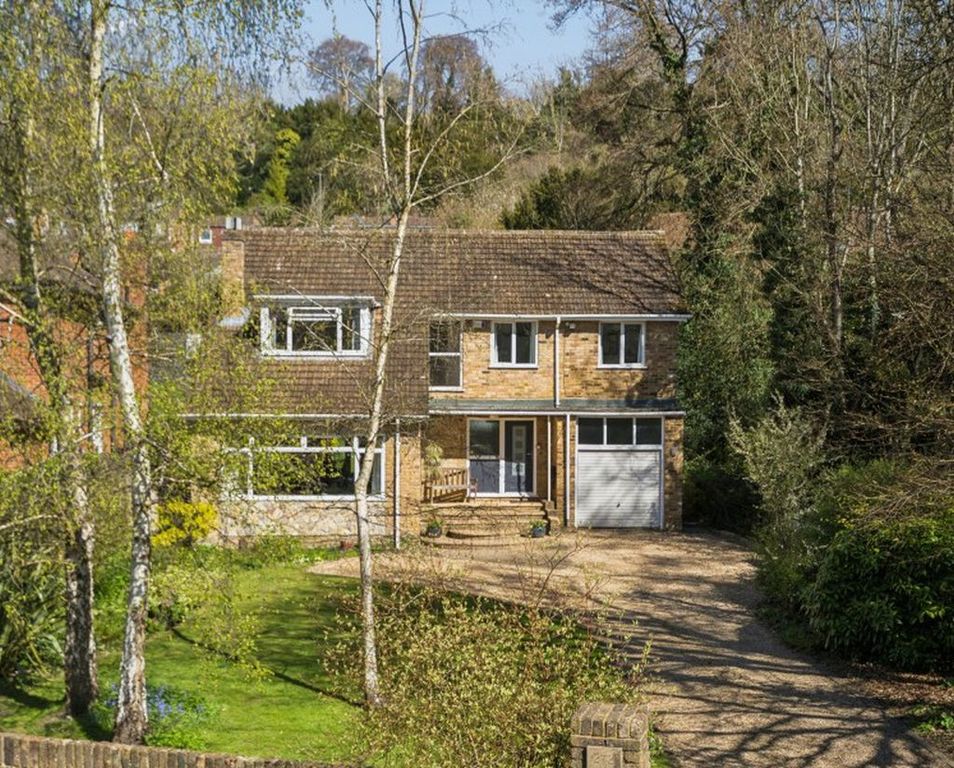 Property photo 1 of 19 Photo 13