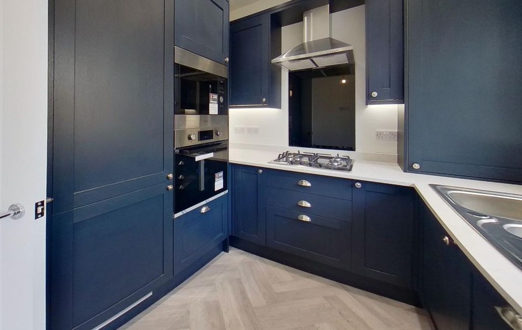 Property photo 3 of 9 Dunhill-Crescent-Kitchen.Jpg