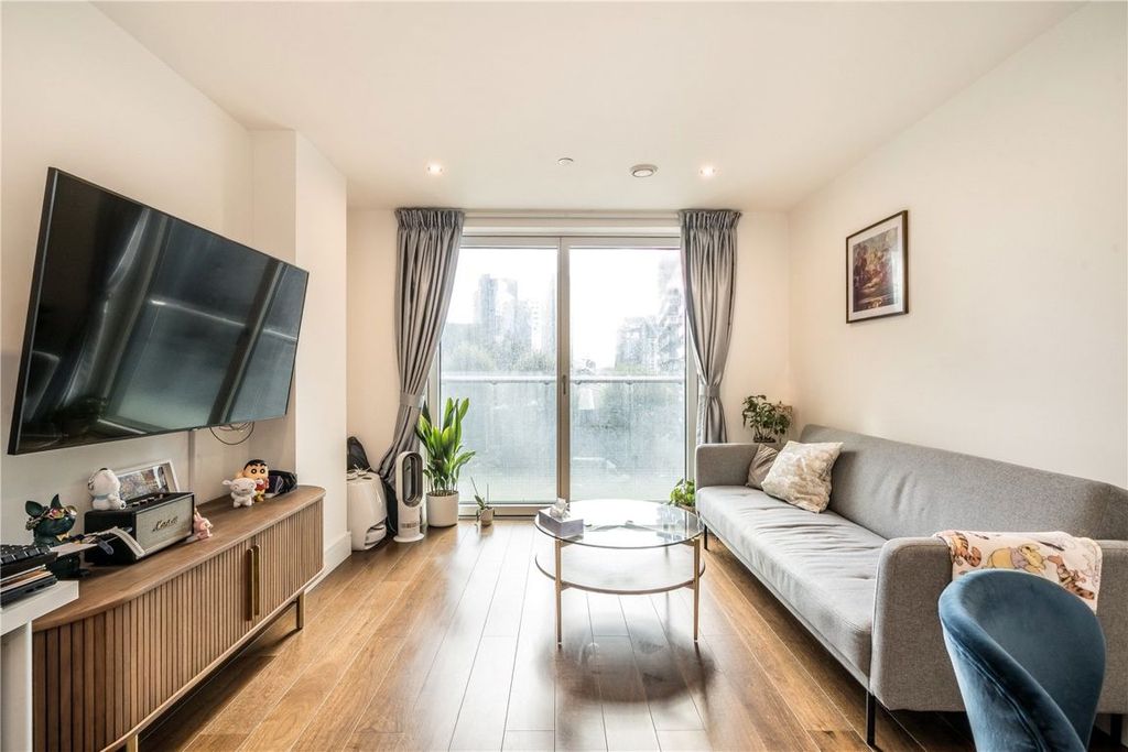 Property photo 2 of 9