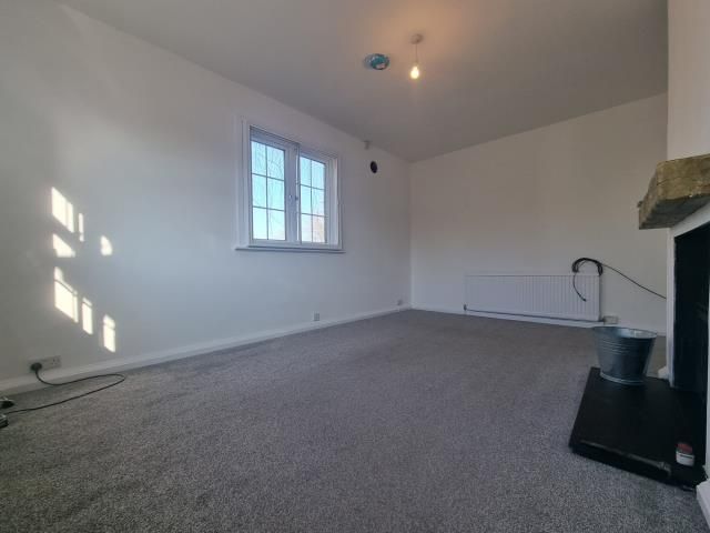 Property photo 3 of 7 Reception Room