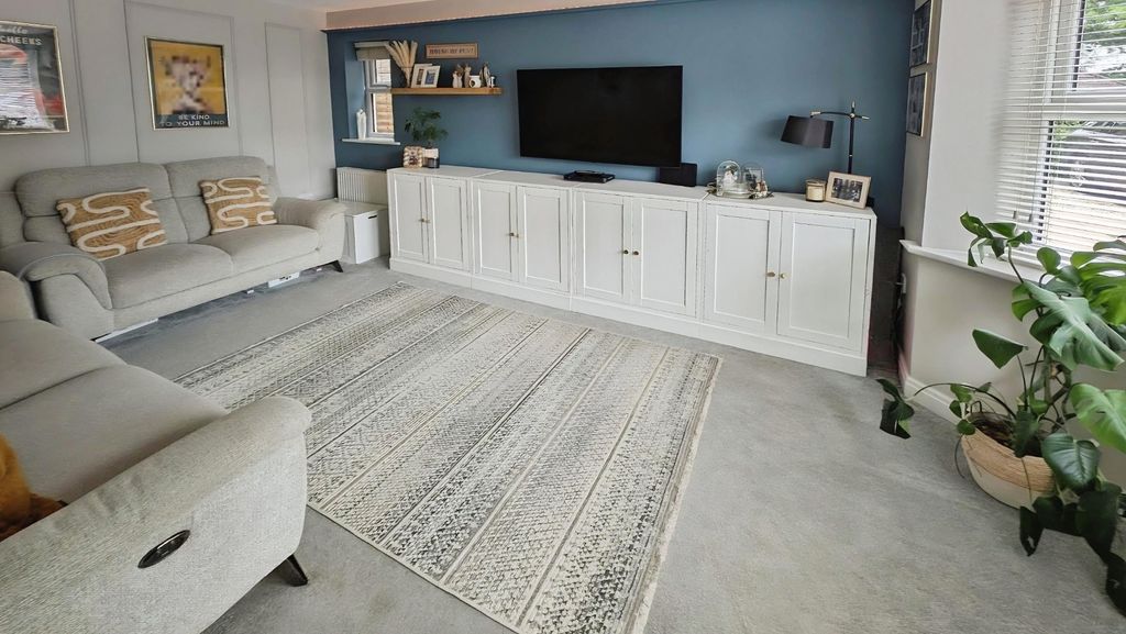 Property photo 2 of 18 Pbox-Img.Jpg