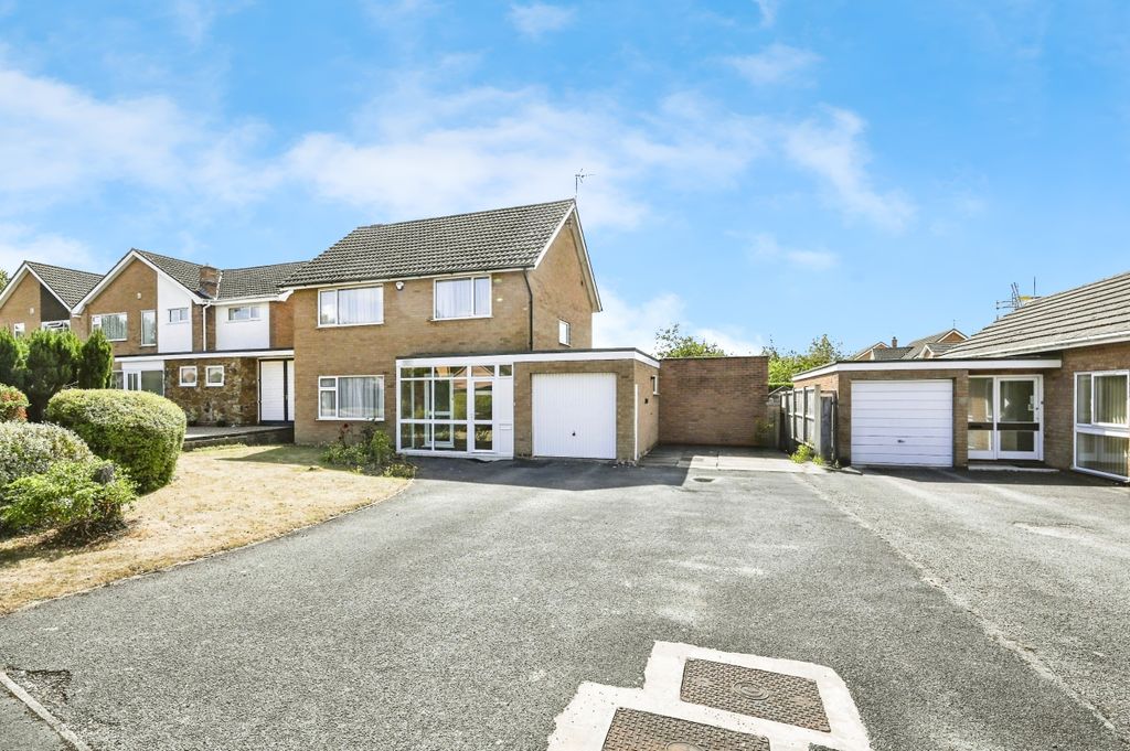 Property photo 1 of 24
