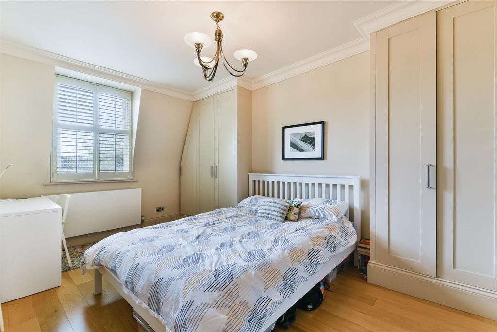 Property photo 3 of 12 Dorncliffe Road, 1, Tff-9.Jpg