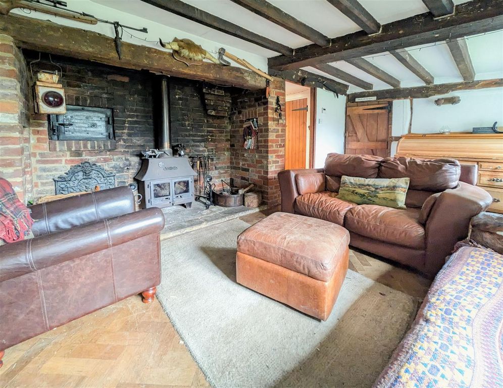 Property photo 3 of 15