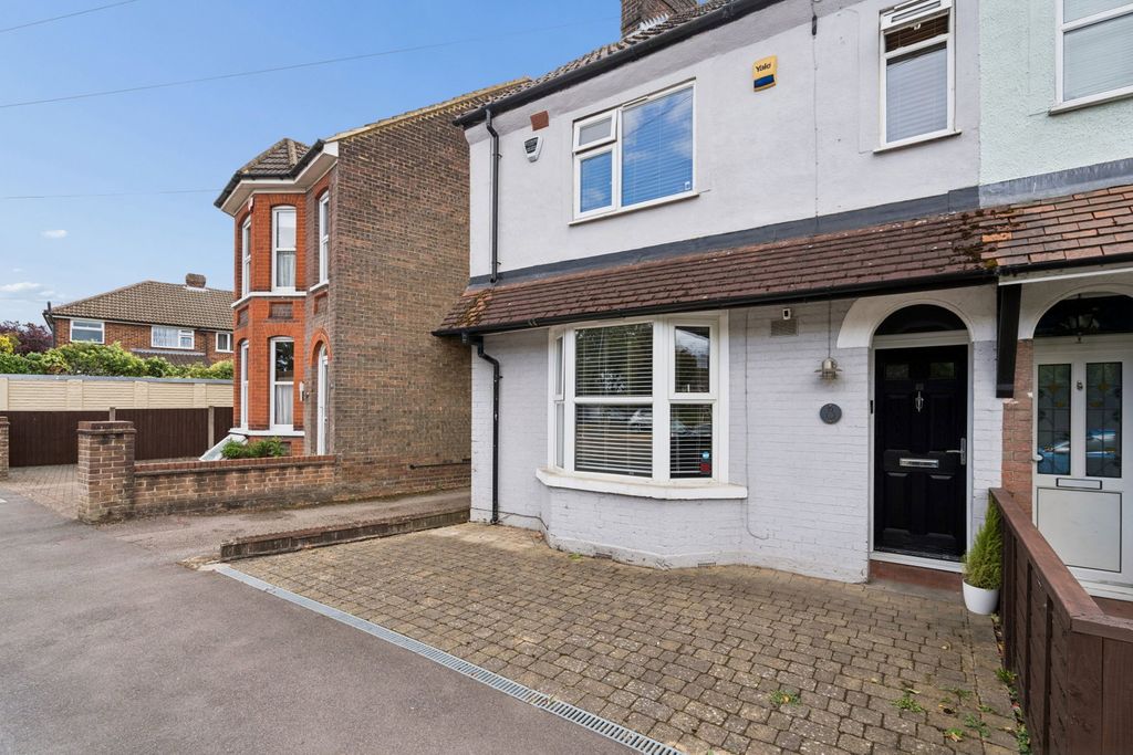 Property photo 1 of 22