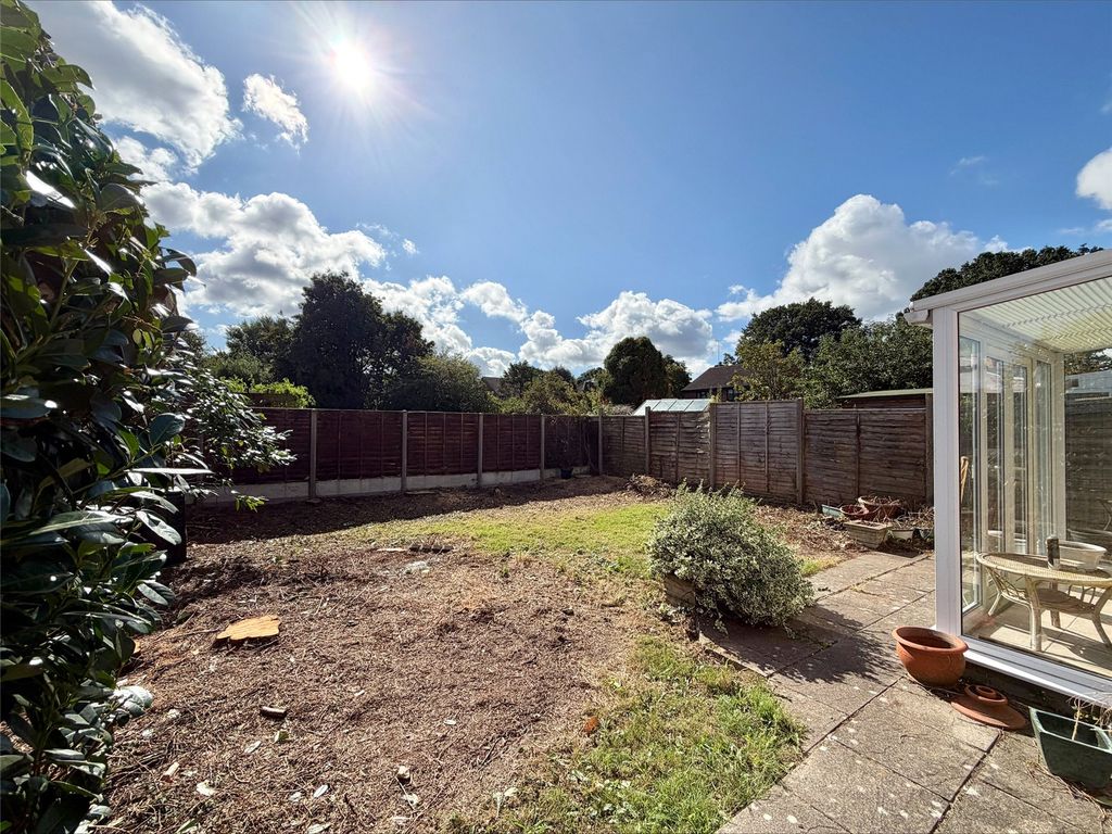 Property photo 2 of 19 Picture No. 18