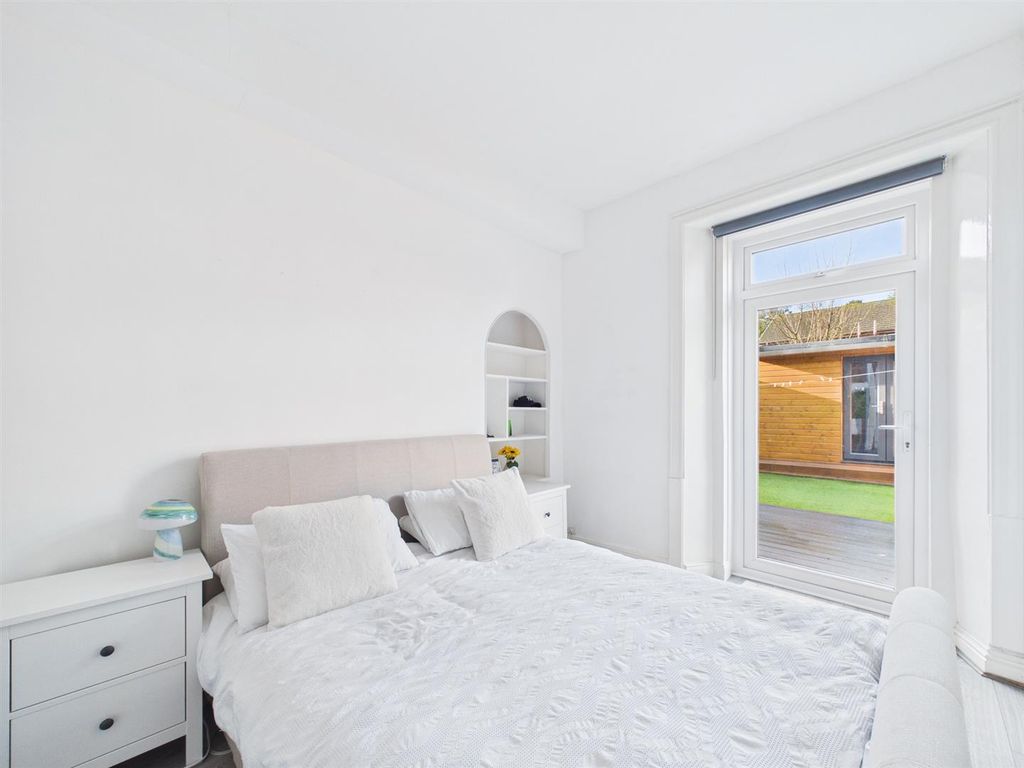 Additional image 6 of 2 bed flat for sale12A Feus Road, Perth PH1