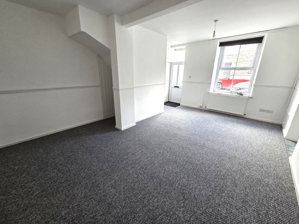 Property photo 2 of 15 Photo 3