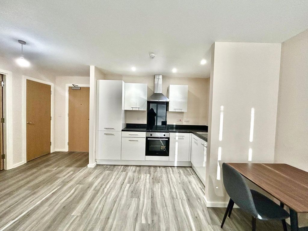 Property photo 3 of 7 Picture No. 21