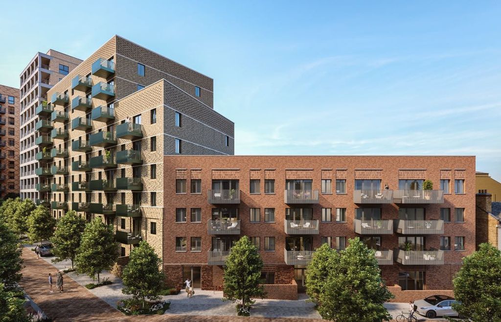 Property photo 1 of 12