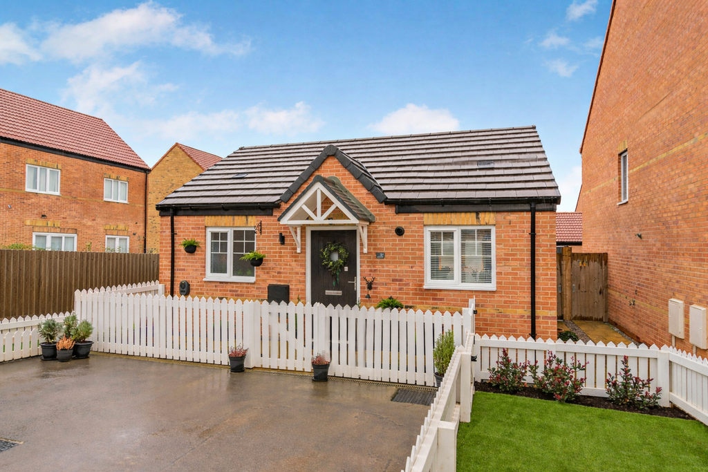 Property photo 1 of 10 Street View