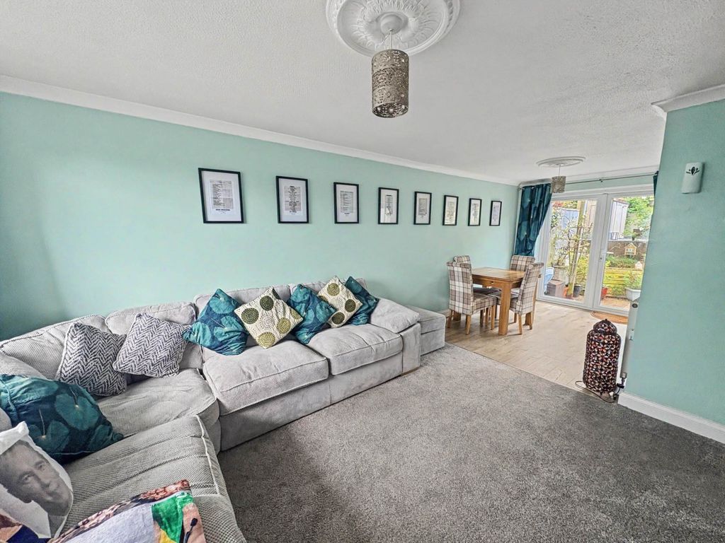 Property photo 3 of 22
